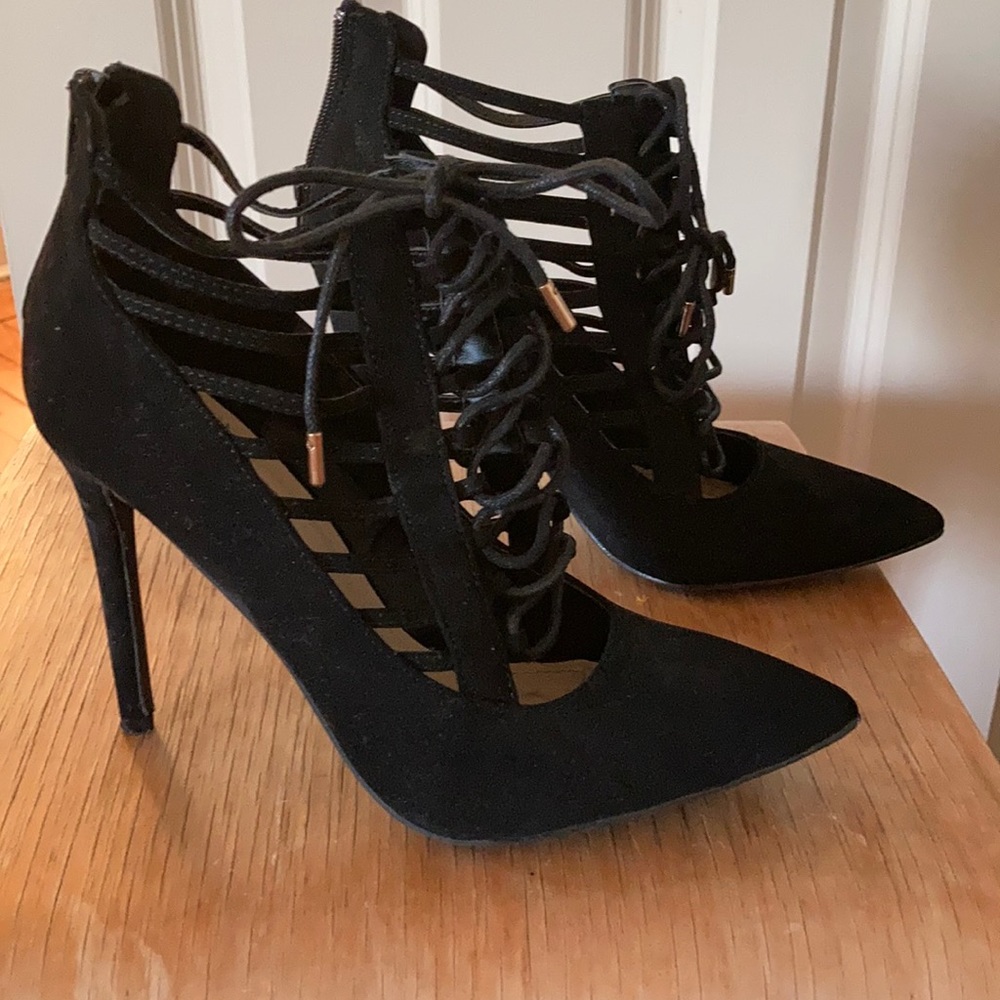 Anne Michelle heels